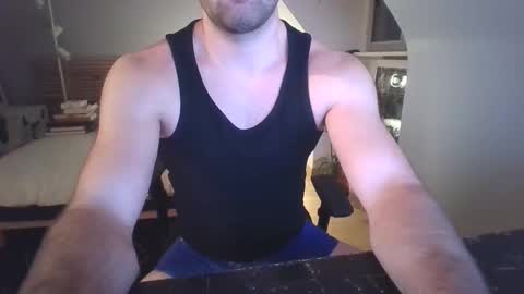 goura2000 online show from February 2026 08:45:01 PM