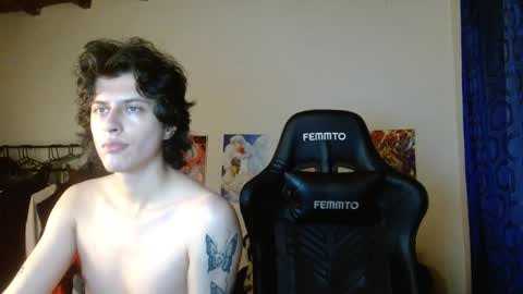 Snapshot of gowther__ chatting on January 2025 06:33:01 AM angelito tu novio online show from January 2025 06:33:01 AM
