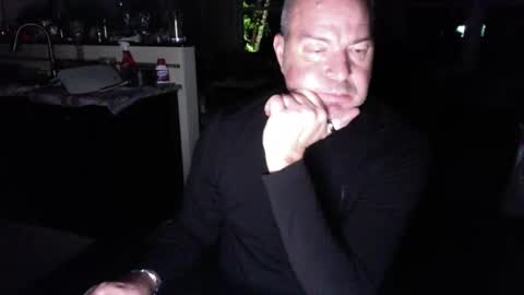 Brett online show from April 2026 04:52:02 AM