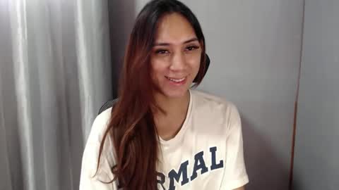 HoneyGrace online show from April 2026 12:17:01 AM