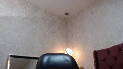 Grace online show from October 2025 04:10:01 AM