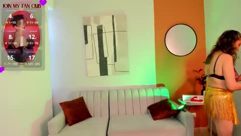 Zuly online show from October 2025 09:16:02 PM