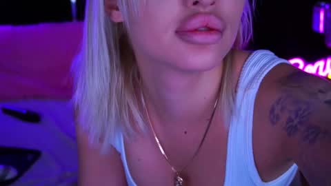 Snapshot of gracehotdavies chatting on March 2025 02:14:02 AM Grace online show from March 2025 02:14:02 AM