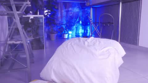 GRECIADOMM555 online show from June 2026 11:32:01 PM