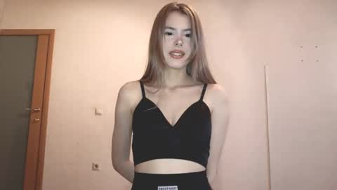 Snapshot of graciegerbig chatting on May 2026 11:50:02 AM Emily online show from May 2026 11:50:02 AM