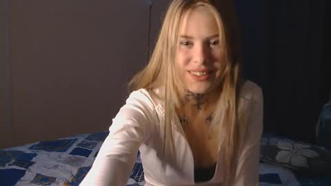 Snapshot of graciegerbig chatting on May 2026 06:36:02 PM Emily online show from May 2026 06:36:02 PM