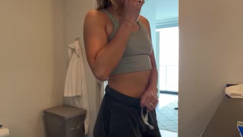 Gracie Mae online show from February 2025 04:55:01 PM