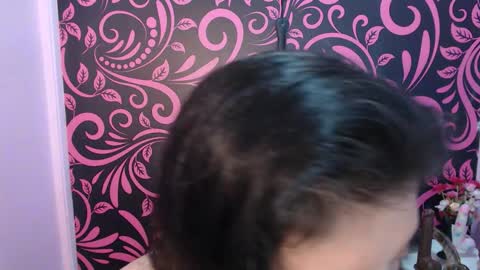 Isabella online show from February 2026 11:17:01 AM