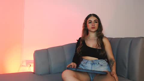 Snapshot of grecia_rouse chatting on February 2025 01:30:02 AM  GRECIA  online show from February 2025 01:30:02 AM