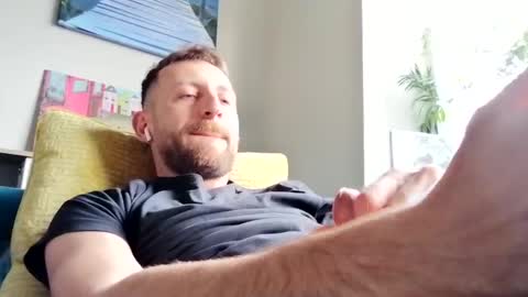 Snapshot of greendiamon chatting on May 2026 11:18:01 AM greendiamon online show from May 2026 11:18:01 AM