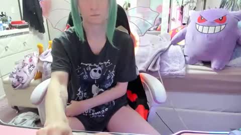 GreenEyedLovexo online show from December 2025 09:20:02 PM