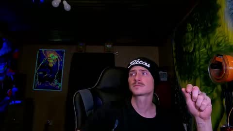 Greenlungs8195 online show from November 2025 07:30:02 AM