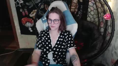 Lina online show from March 2026 10:41:01 AM