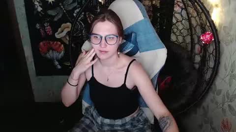 Snapshot of greenwitch9 chatting on June 2026 03:55:02 PM Lina online show from June 2026 03:55:02 PM
