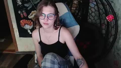 Snapshot of greenwitch9 chatting on June 2026 03:03:02 PM Lina online show from June 2026 03:03:02 PM