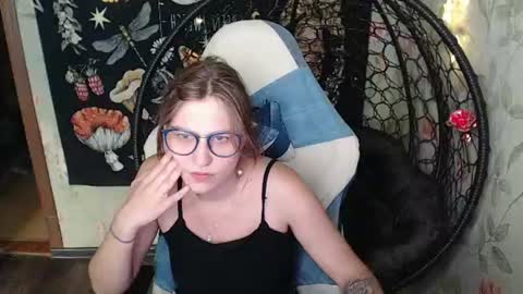 Lina online show from July 2026 12:08:02 PM
