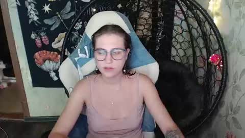 Lina online show from August 2026 09:11:01 AM
