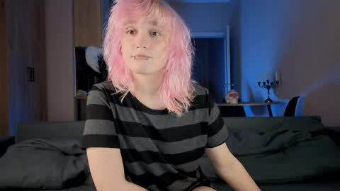 Greg-independent model online show from April 2026 08:53:01 PM