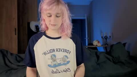 Greg-independent model online show from April 2026 09:01:02 PM