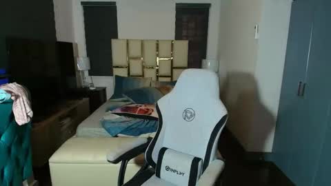 greta_v online show from January 2026 07:44:01 AM