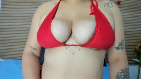 Snapshot of grettarouse chatting on April 2026 05:51:02 PM GRETA online show from April 2026 05:51:02 PM