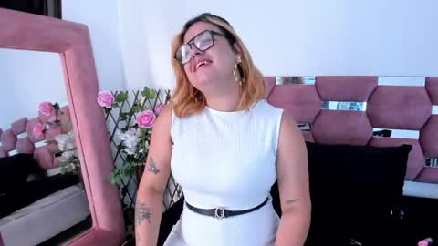 Snapshot of grettarouse chatting on May 2026 07:52:02 PM GRETA online show from May 2026 07:52:02 PM