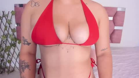 Snapshot of grettarouse chatting on May 2026 07:33:02 PM GRETA online show from May 2026 07:33:02 PM