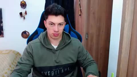 griego01 online show from December 2024 07:10:01 PM