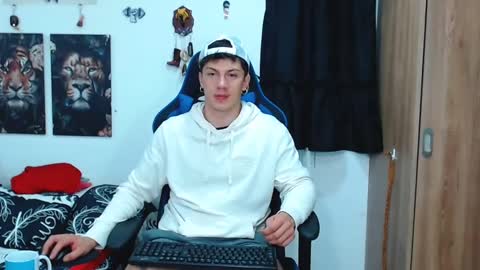 griego01 online show from February 2025 05:34:02 AM