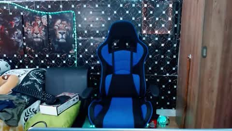 griego01 online show from September 2025 08:08:01 PM