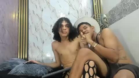 group_of_latinboys online show from July 2026 10:21:02 AM