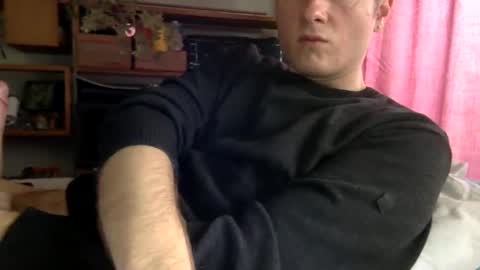 gruendamien online show from November 2025 01:34:02 PM