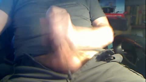Snapshot of gruhahn chatting on December 2024 01:00:01 PM DankMess online show from December 2024 01:00:01 PM