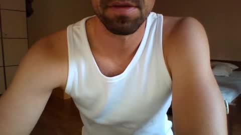 grunner12 online show from August 2026 05:37:01 PM