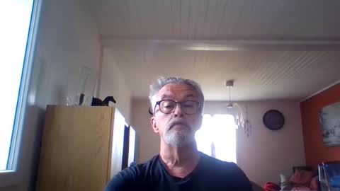 Grybear online show from April 2026 01:37:02 PM