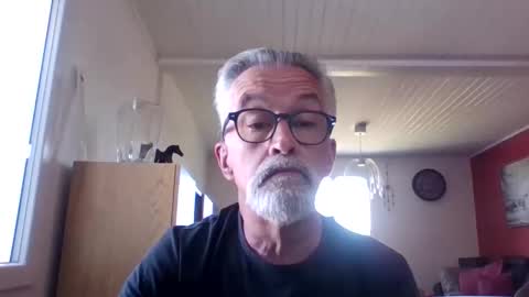 Grybear online show from April 2026 01:12:02 PM