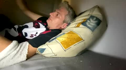 guardiannif_ online show from December 2024 02:25:02 AM