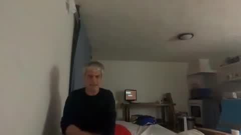 guardiannif_ online show from February 2026 06:26:01 PM