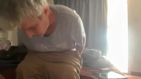 guardiannif_ online show from March 2026 11:28:02 AM