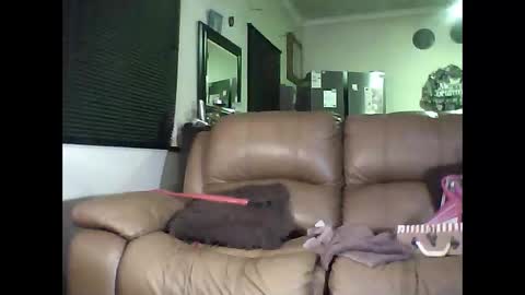 Snapshot of gucci_bx chatting on January 2025 07:04:02 PM gucci-bx online show from January 2025 07:04:02 PM