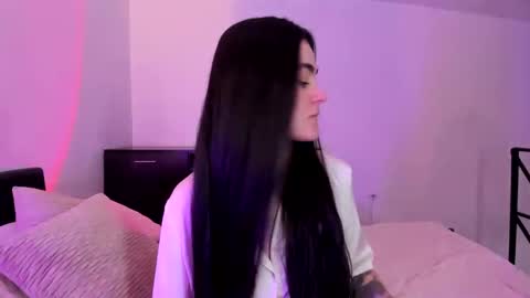 Elena online show from February 2025 07:47:01 PM