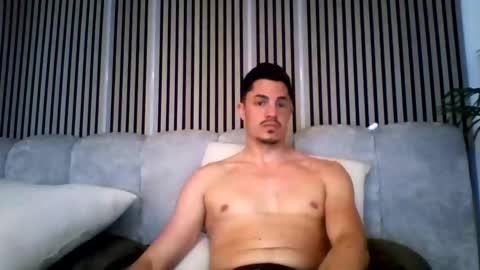 guerillatequilla online show from May 2026 08:10:01 AM