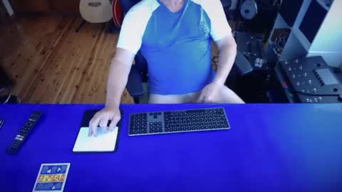 guesswhatigot2 online show from March 2025 11:07:01 PM