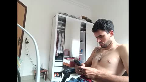 guguzinhox online show from February 2025 03:42:02 PM