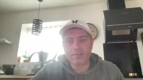 guil0 online show from January 2026 01:13:01 PM