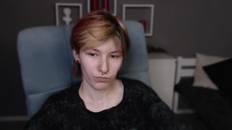 guitarandangell online show from April 2026 06:10:01 PM