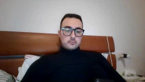 gullit93 online show from February 2026 04:05:02 PM