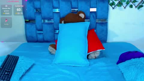 Snapshot of gurxxxt chatting on January 2025 02:52:01 PM Hakim online show from January 2025 02:52:01 PM