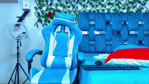 Snapshot of gurxxxt chatting on January 2025 04:17:02 AM Hakim online show from January 2025 04:17:02 AM