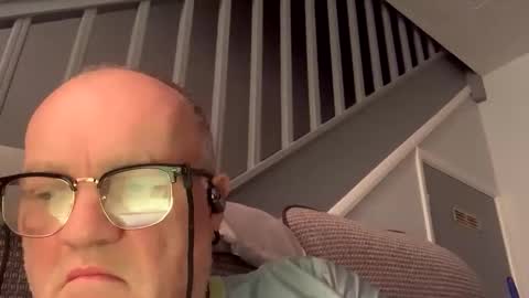 gusher25 online show from October 2025 09:16:01 PM